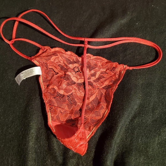 Victoria's Secret Bra and Thong Panty Set -  Red - Vintage sz M/34B - Picture 7 of 16